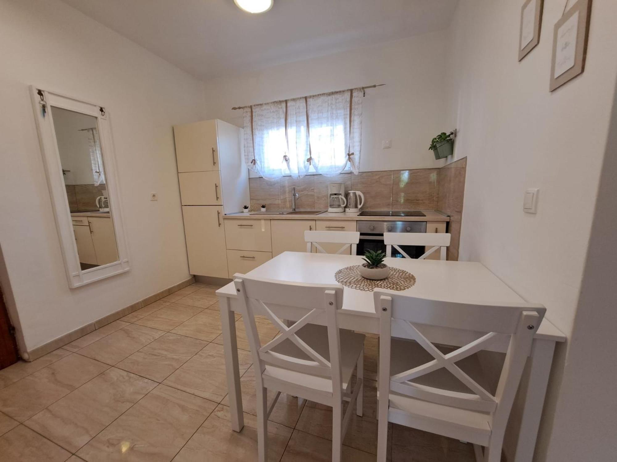 Apartments Ana Zaboric, 50 M Od Sljuncane Plaze Bagian luar foto