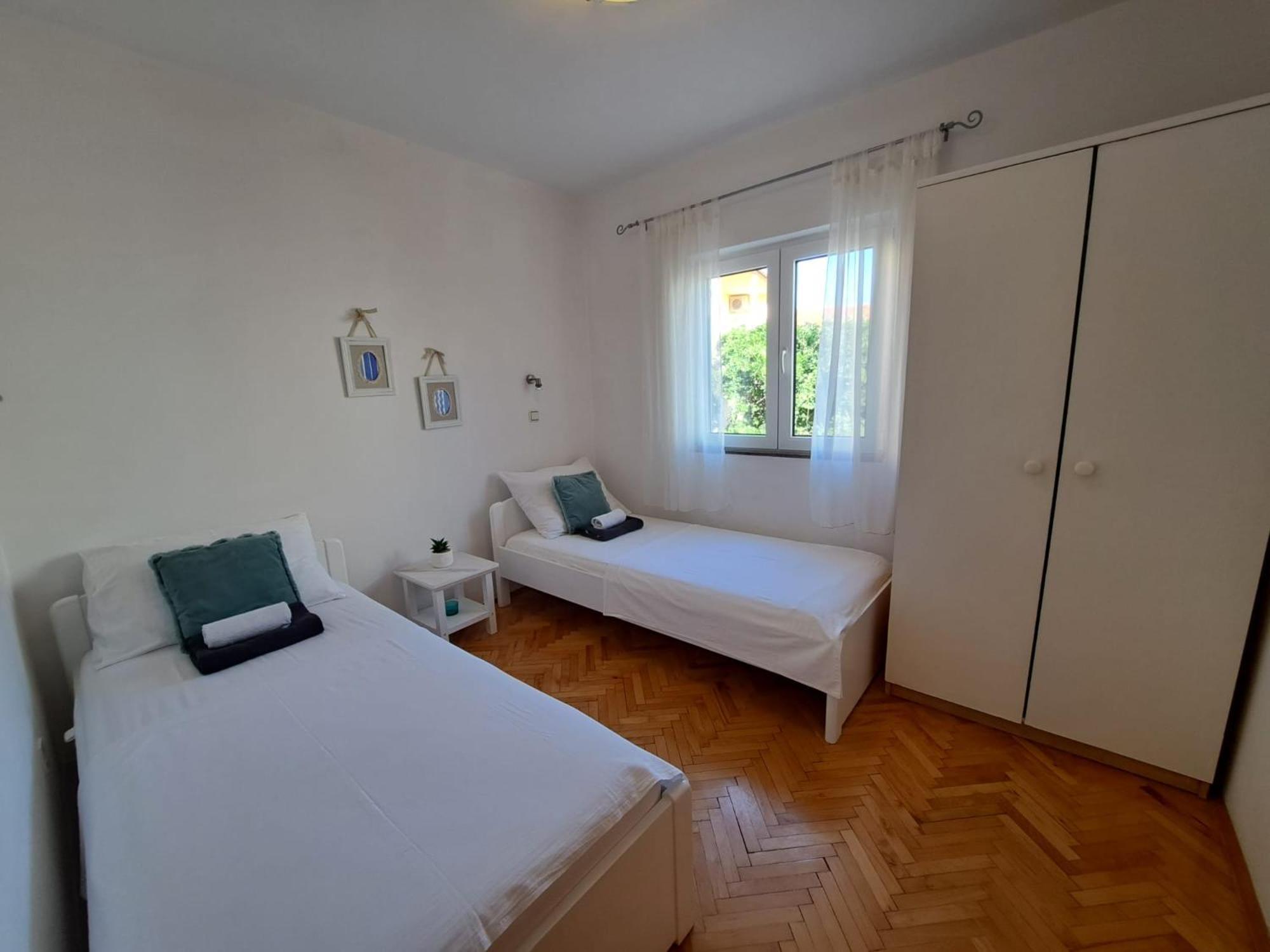 Apartments Ana Zaboric, 50 M Od Sljuncane Plaze Bagian luar foto